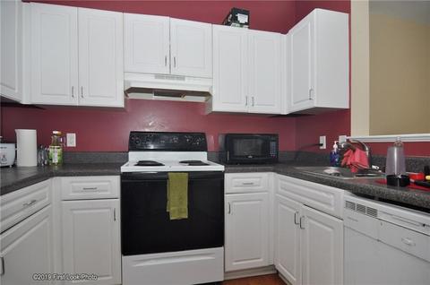 108 Mill St #203, Woonsocket, RI 02895 photo 4