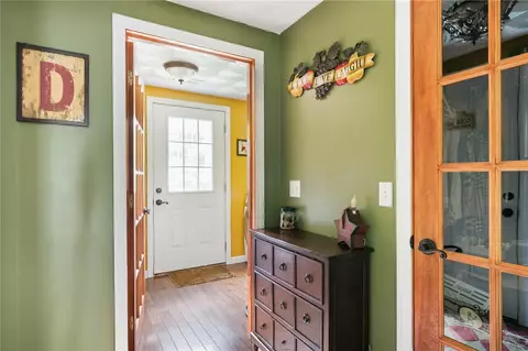 60 Spinnaker Ln, Warwick, RI 02886 photo 13