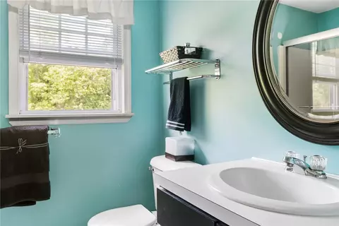 60 Spinnaker Ln, Warwick, RI 02886 photo 16