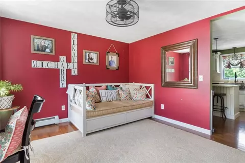 60 Spinnaker Ln, Warwick, RI 02886 photo 4