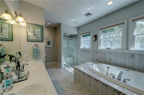 8 Jacobs Point Rd, Warren, RI 02885 photo 21