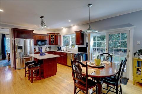 8 Jacobs Point Rd, Warren, RI 02885 photo 10