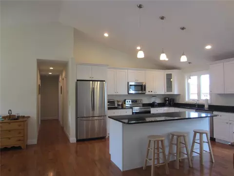 25 Top St, Westerly, RI 02891 photo 10