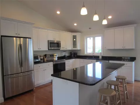 25 Top St, Westerly, RI 02891 photo 9