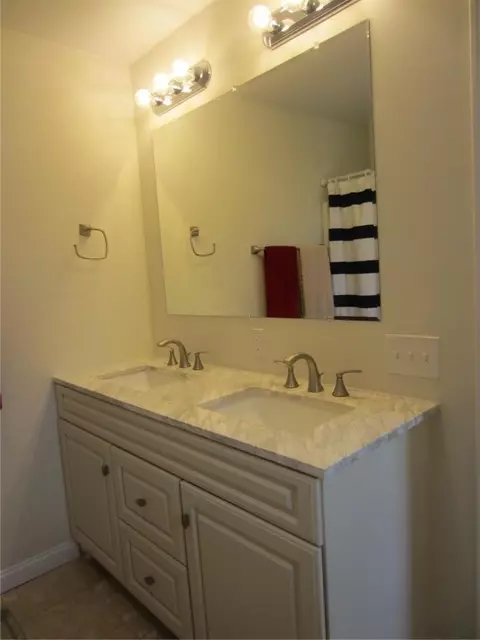 25 Top St, Westerly, RI 02891 photo 16