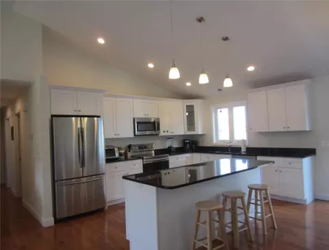 25 Top St, Westerly, RI 02891 photo 11