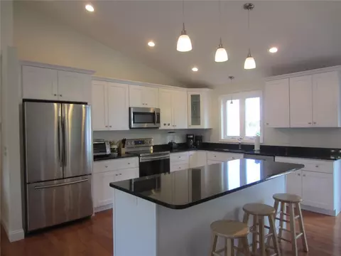 25 Top St, Westerly, RI 02891 photo 7