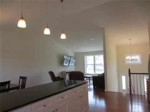 25 Top St, Westerly, RI 02891 photo 6