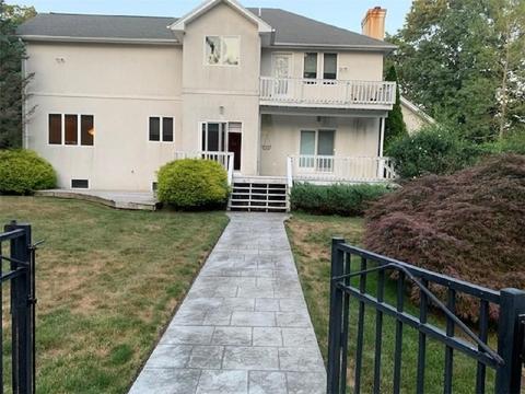 91 Crest Dr, Cranston, RI 02921 photo 2
