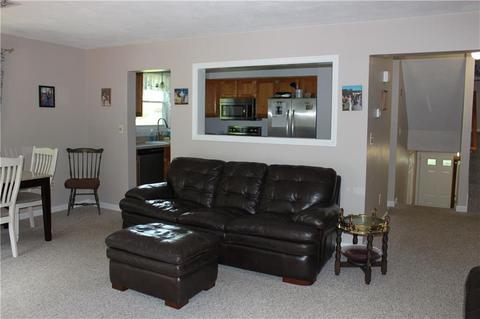 1310 Brookhaven Ln, Woonsocket, RI 02895 photo 7