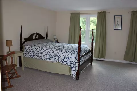 1310 Brookhaven Ln, Woonsocket, RI 02895 photo 13
