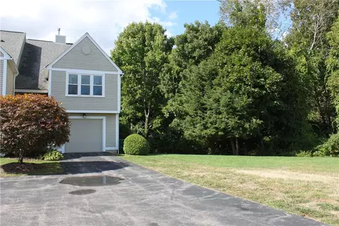 1310 Brookhaven Ln, Woonsocket, RI 02895 photo 32