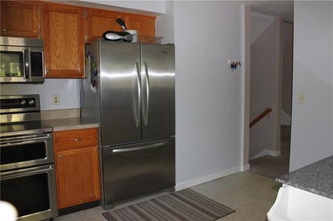 1310 Brookhaven Ln, Woonsocket, RI 02895 photo 4