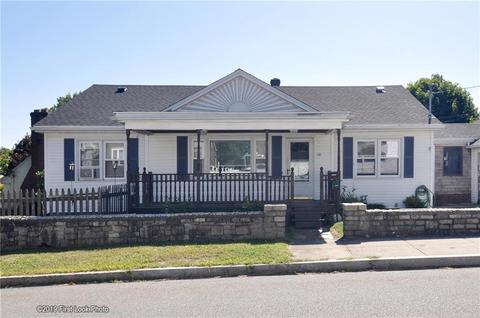 137 Sevigny St, Fall River, MA 02723 photo 2