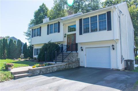 72 Tomahawk Trl, Cranston, RI 02921 photo 1
