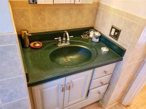 360 Beach Ave, Warwick, RI 02889 photo 14