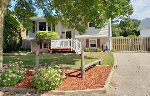 360 Beach Ave, Warwick, RI 02889 photo 2