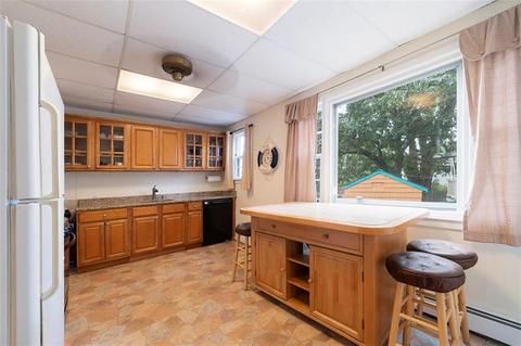 10 Bluff Ave, Warwick, RI 02889 photo 9