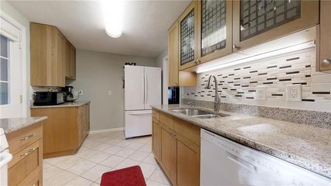 64 Myrtle Ave, Warwick, RI 02886 photo 10