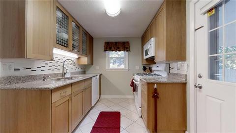 64 Myrtle Ave, Warwick, RI 02886 photo 9