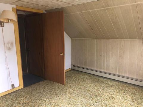 198 Bertenshaw Rd, Woonsocket, RI 02895 photo 8