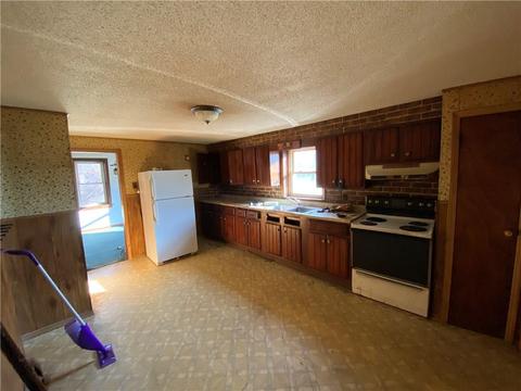 198 Bertenshaw Rd, Woonsocket, RI 02895 photo 6