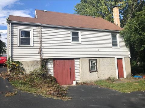 198 Bertenshaw Rd, Woonsocket, RI 02895 photo 3