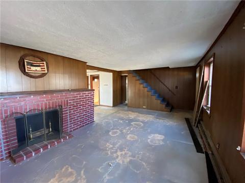 198 Bertenshaw Rd, Woonsocket, RI 02895 photo 7