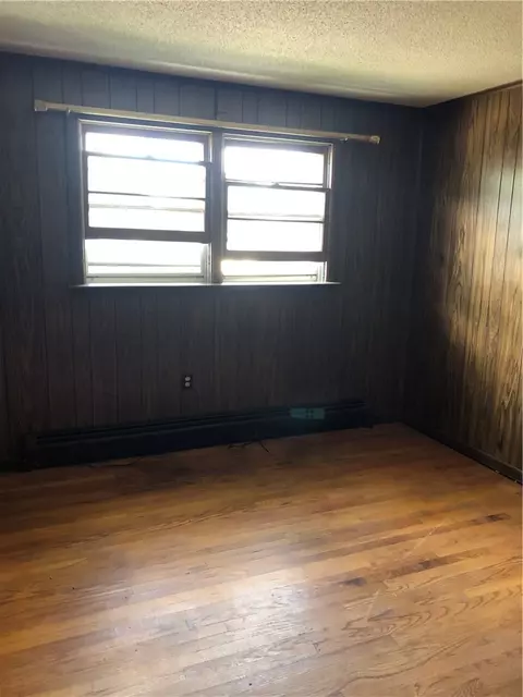 32 Spring St, Westerly, RI 02891 photo 5
