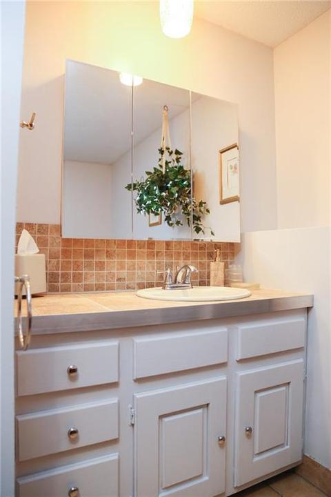 352 Beach Ave, Warwick, RI 02889 photo 21