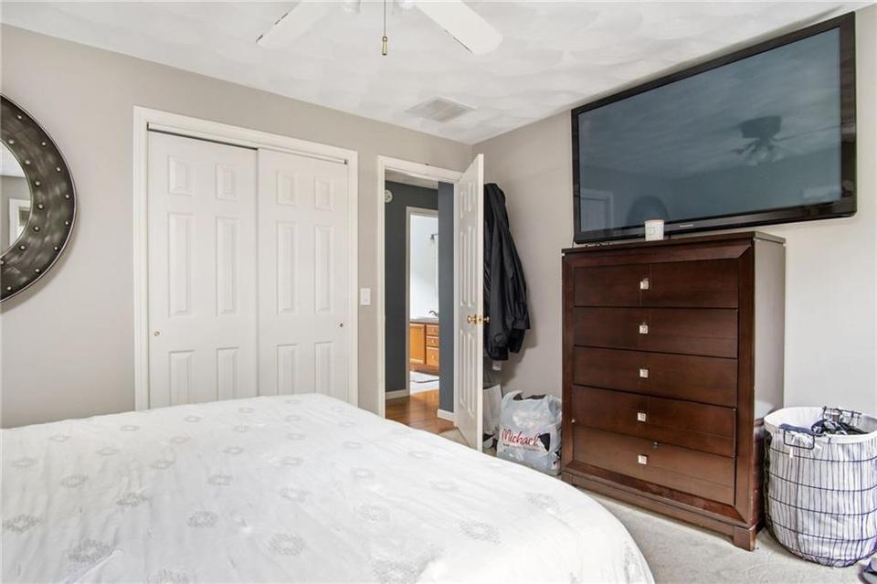  554 Hill Farm Rd, Coventry, RI 02816 photo 18