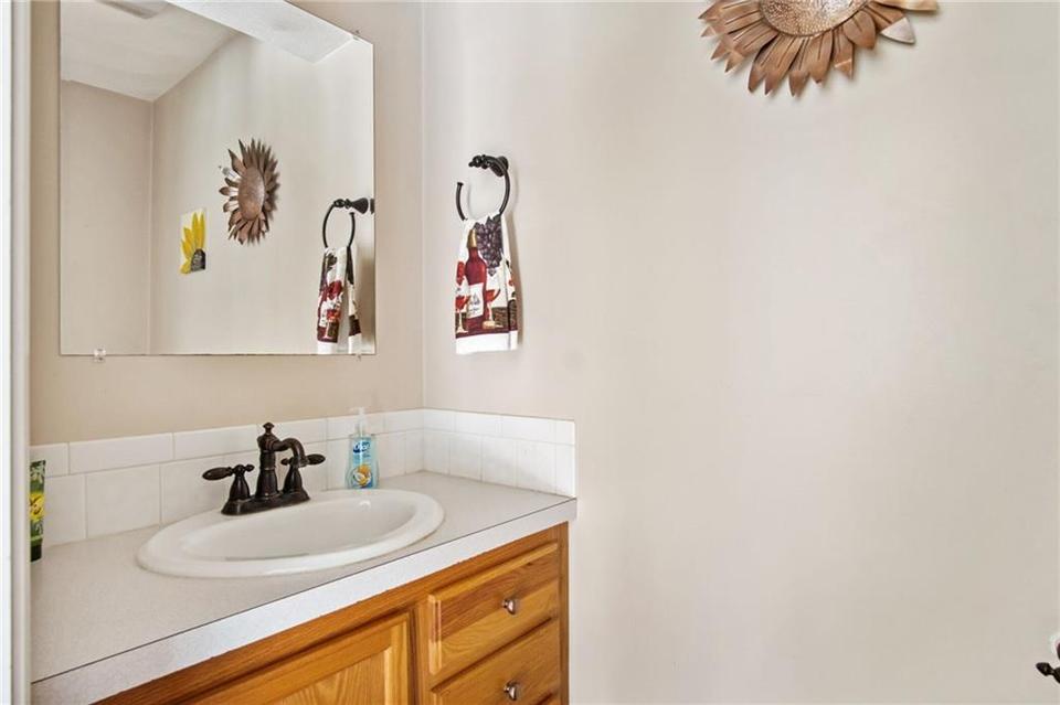  554 Hill Farm Rd, Coventry, RI 02816 photo 14