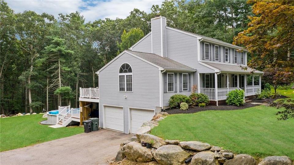  554 Hill Farm Rd, Coventry, RI 02816 photo 3