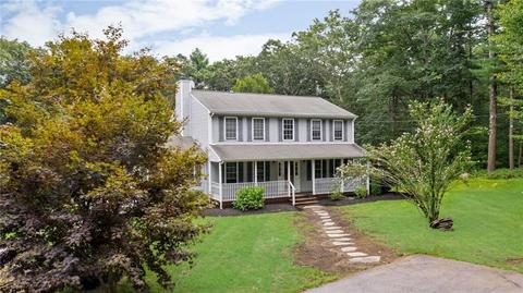 554 Hill Farm Rd, Coventry, RI 02816
