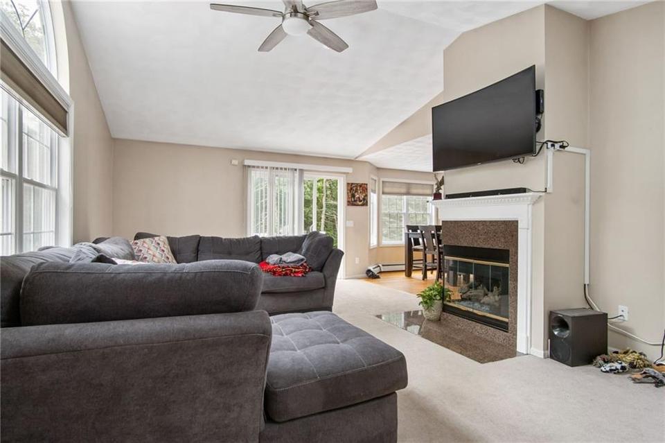  554 Hill Farm Rd, Coventry, RI 02816 photo 10