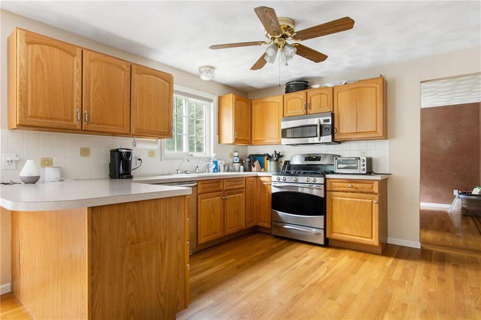  554 Hill Farm Rd, Coventry, RI 02816 photo 7
