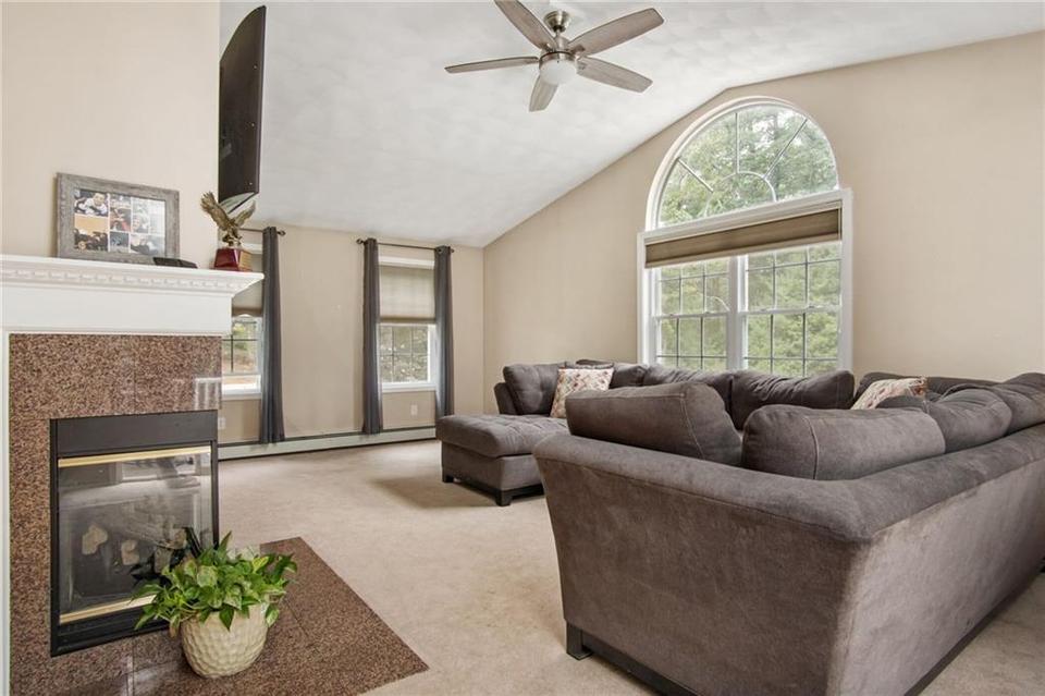  554 Hill Farm Rd, Coventry, RI 02816 photo 9