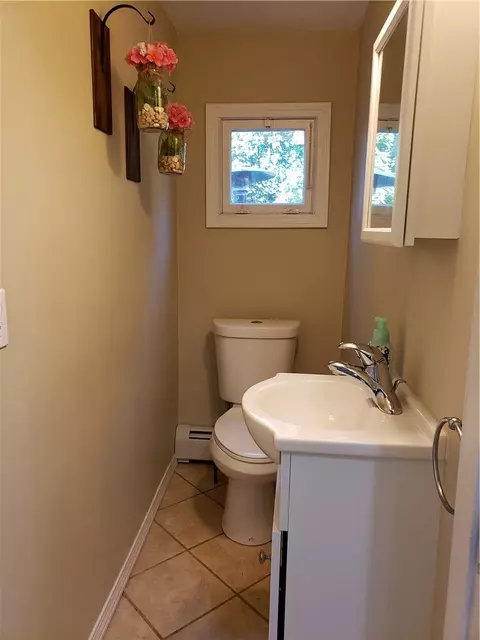 249 Summer St, Woonsocket, RI 02895 photo 7