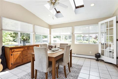 52 New Rd, Exeter, RI 02822 photo 12