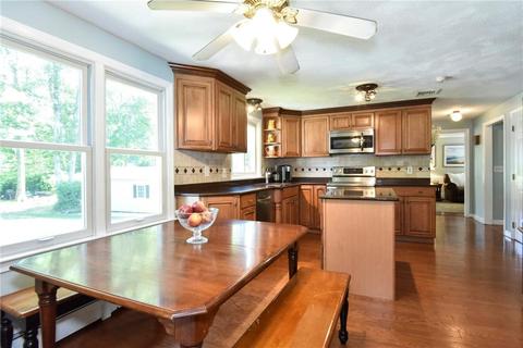 52 New Rd, Exeter, RI 02822 photo 6