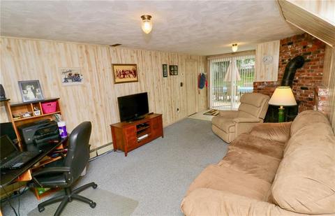 87 Nancy Ct, Woonsocket, RI 02895 photo 34