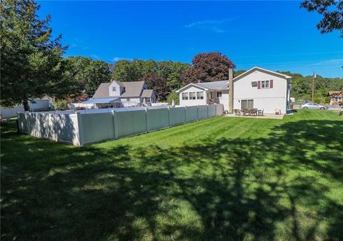 87 Nancy Ct, Woonsocket, RI 02895 photo 9