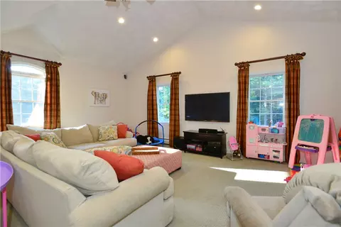 2 Aster Ln, Hope, RI 02831 photo 18
