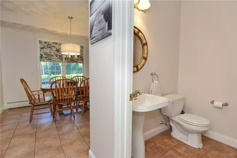 2 Aster Ln, Hope, RI 02831 photo 9