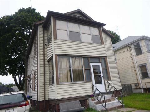 26 Pullen Ave, Pawtucket, RI 02861 photo 1