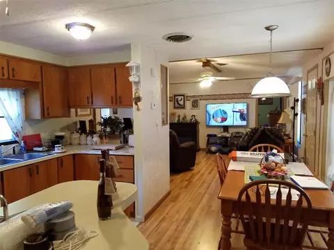 9 Nottingham Pl, Coventry, RI 02816 photo 11