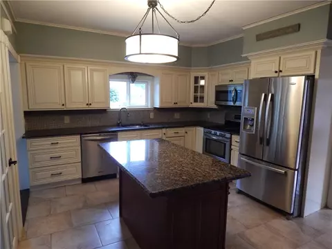 532 Winter St, Woonsocket, RI 02895 photo 11