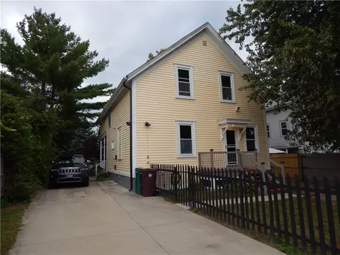 532 Winter St, Woonsocket, RI 02895 photo 4