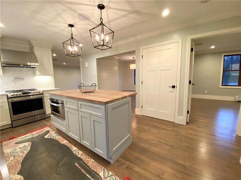 1064 Wapping Rd, Middletown, RI 02842 photo 5