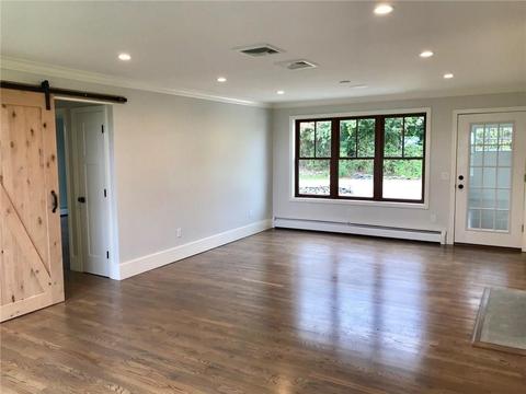 1064 Wapping Rd, Middletown, RI 02842 photo 10